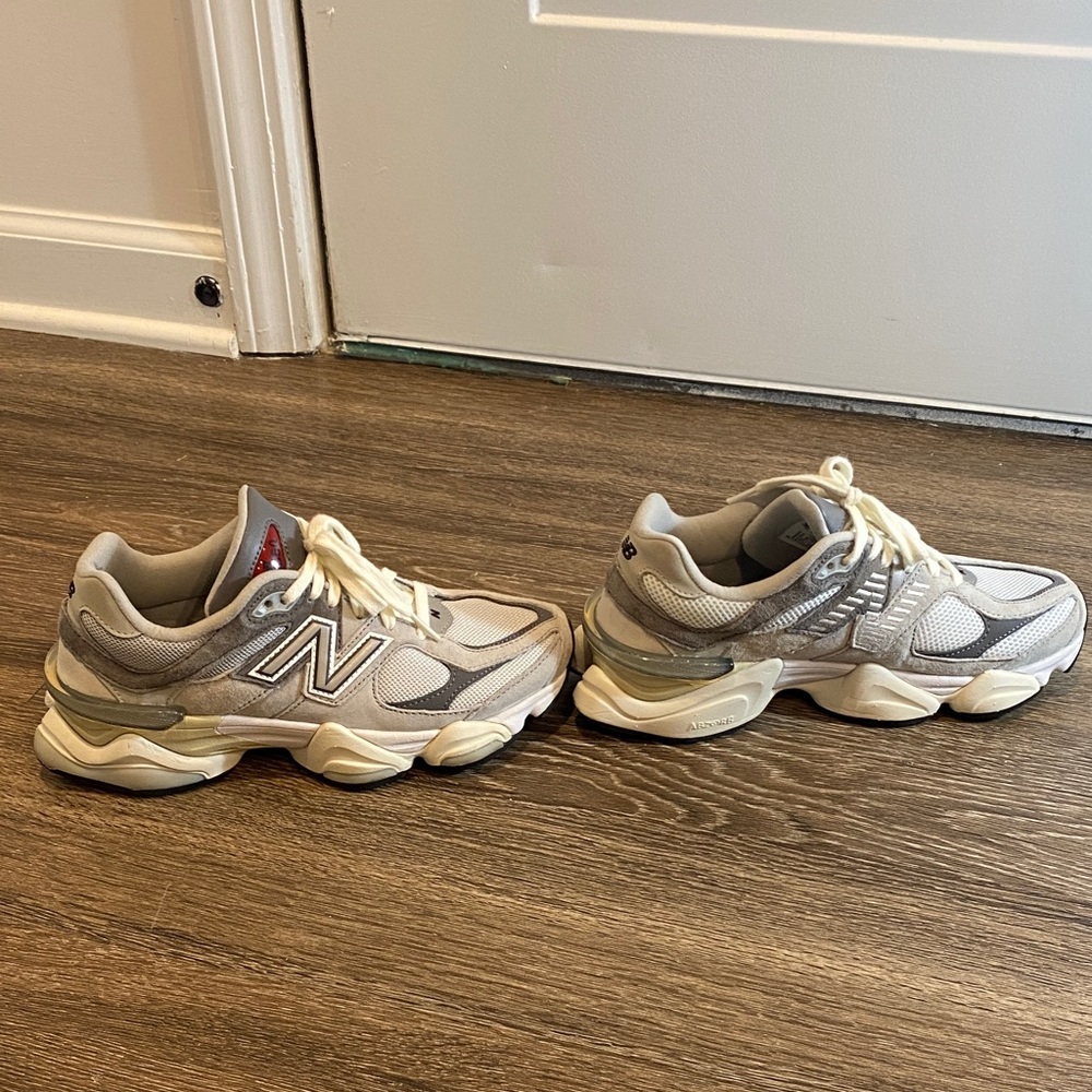 New Balance Gray & White Mesh Suede Sneakers 9060 - Picture 6 of 8